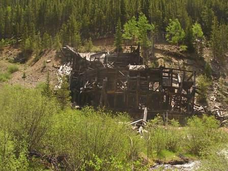 Mine ruin on Gold Creek